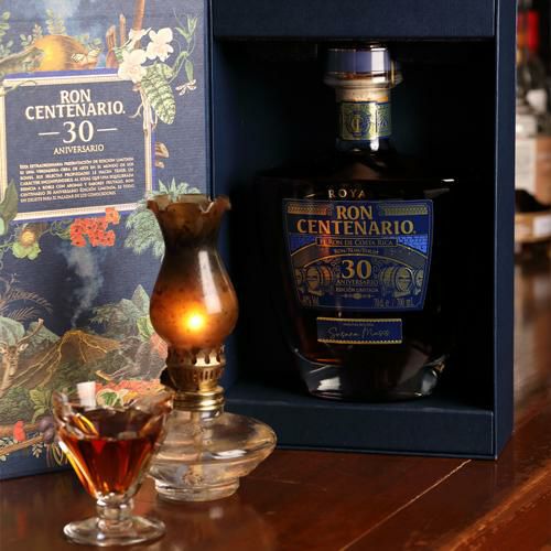 ロイヤル センテナリオ 30 エディション リミターダ 正規 700ml 40度