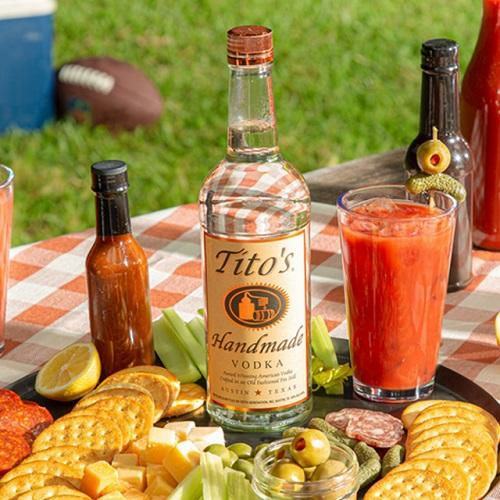 送料無料 ティトーズ Titos ハンドメイド クラフトウォッカ 750ml×12本