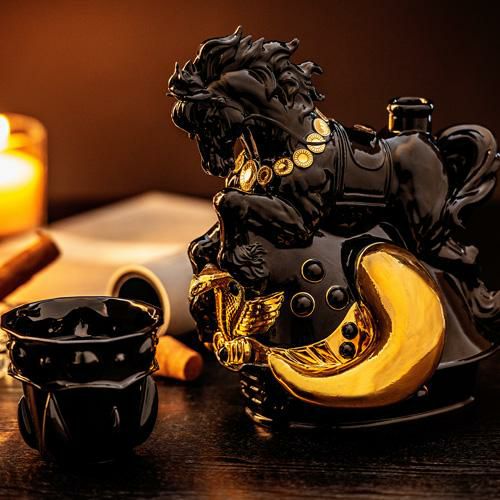 予約】送料無料 芋焼酎 北斗の拳 黒王号ボトルセット 42度 1800ml SK-V